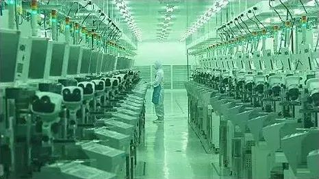 IDM及晶圓代工廠商如何引領先進封裝技術的創(chuàng)新浪潮